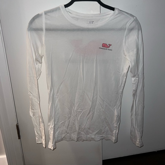 Vineyard Vines Long Sleeve - Picture 2 of 3